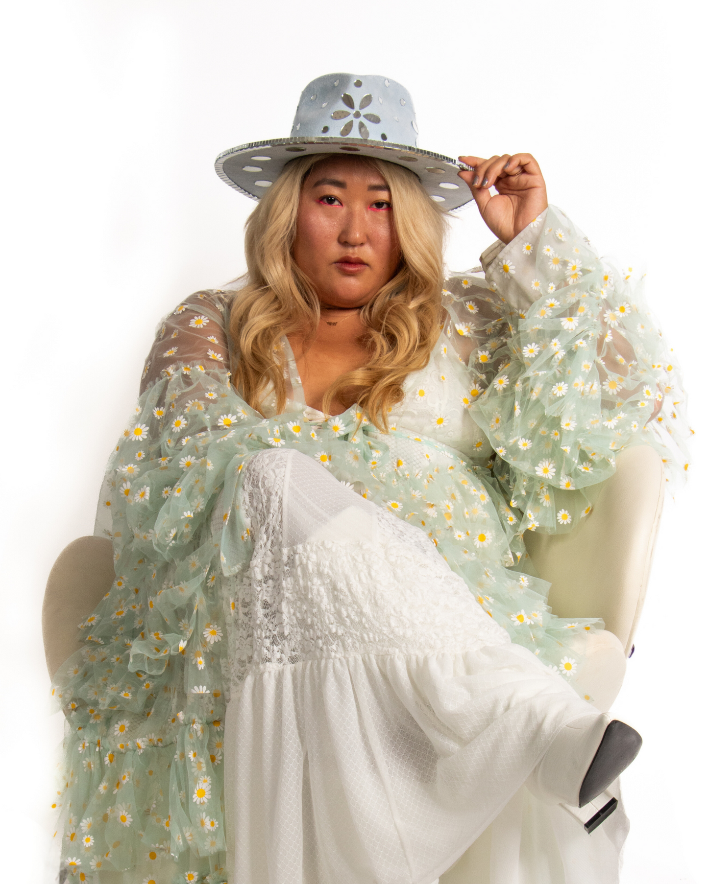 Flower-Power Disco Hat